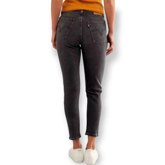 Levi's Wedgie Skinny High Rise Ankle Jeans in Jet Pack Gray Black 25 - Picture 2 of 16